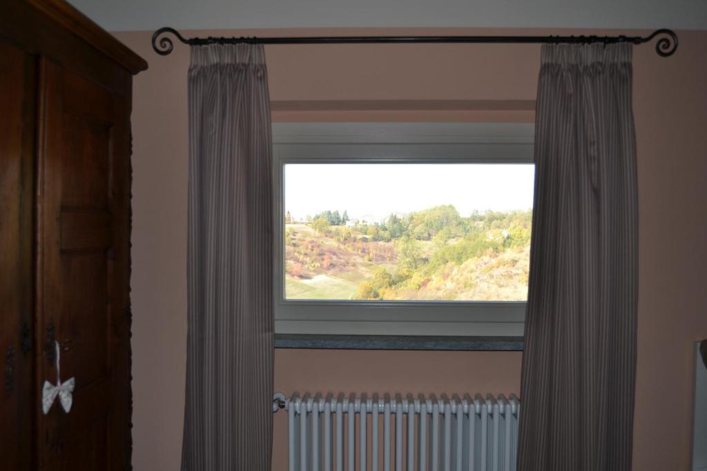 Agriturismo Costa Dei Platani Acqui Terme Oda fotoğraf